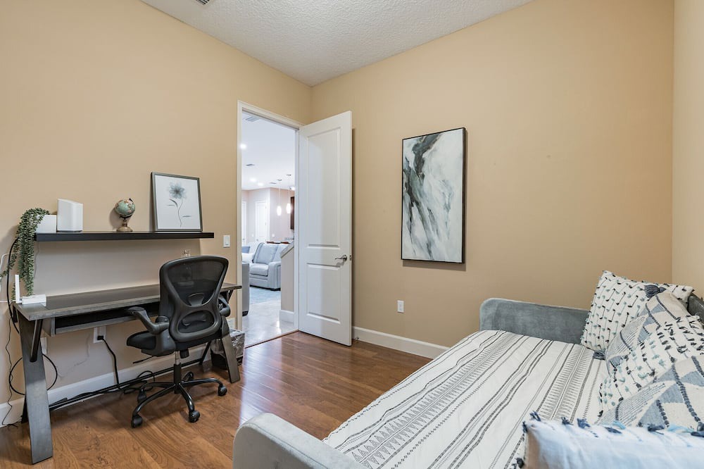 Photo of Bedroom in Downtown