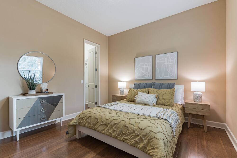 Photo of Bedroom in Downtown
