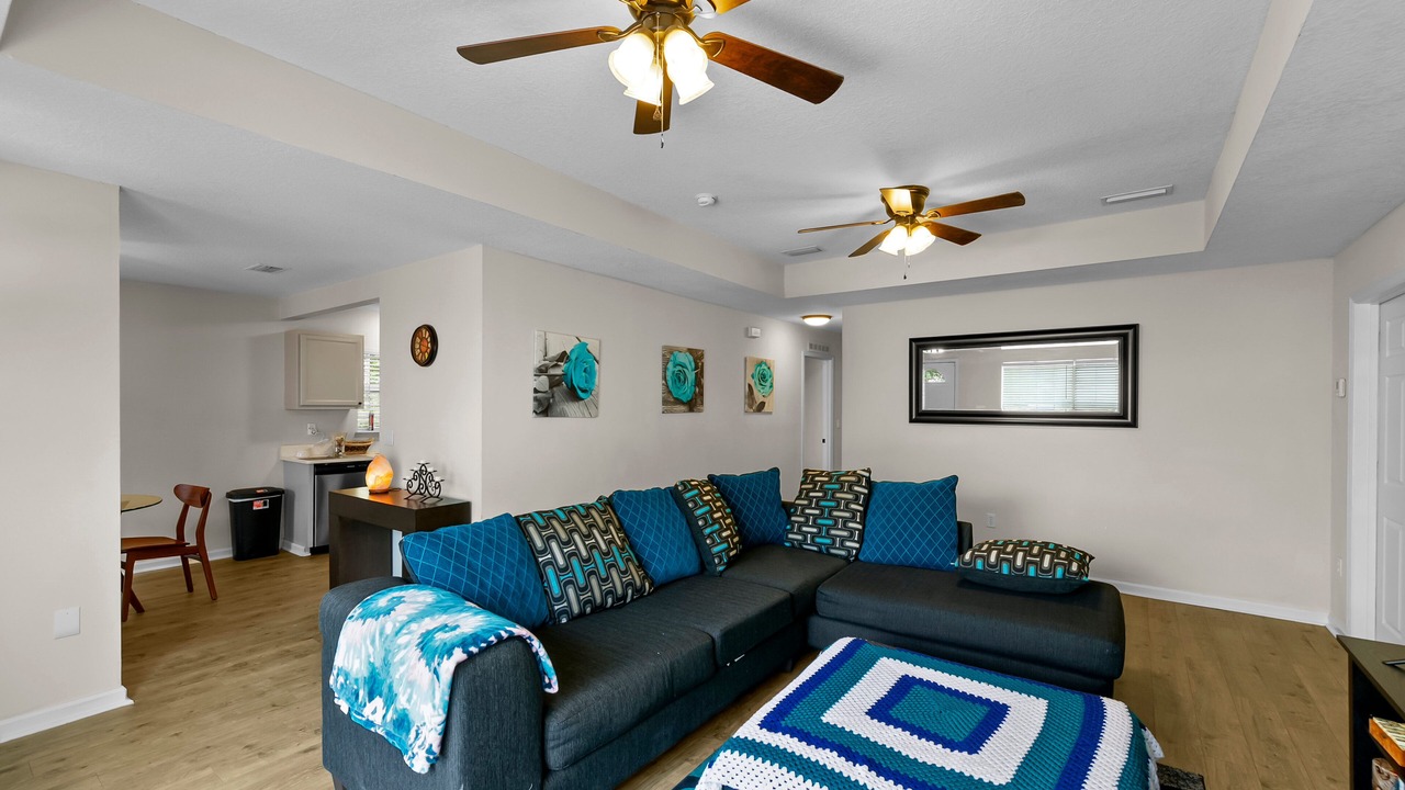 Photo of Livingroom in Northside