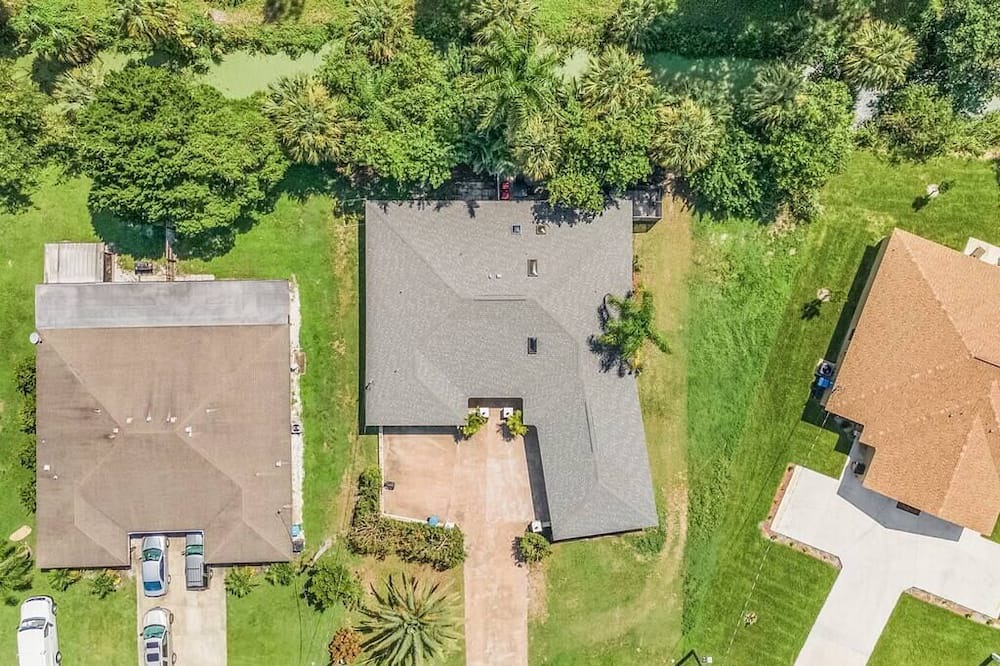 Photo of Others in Lochmoor Waterway Estates