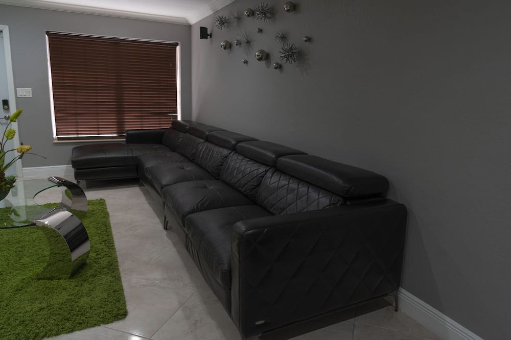 Photo of Livingroom in Haverhill