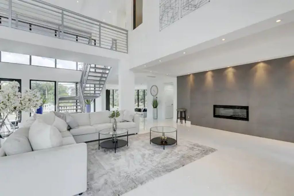 Photo of Livingroom in Southwest Ranches