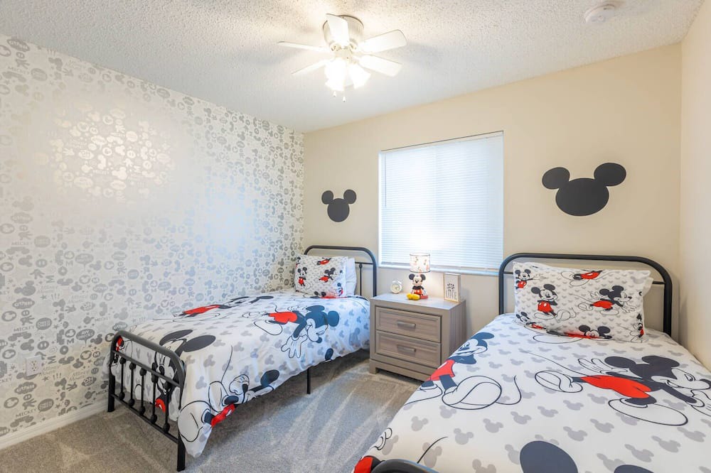 Photo of Bedroom in Poinciana