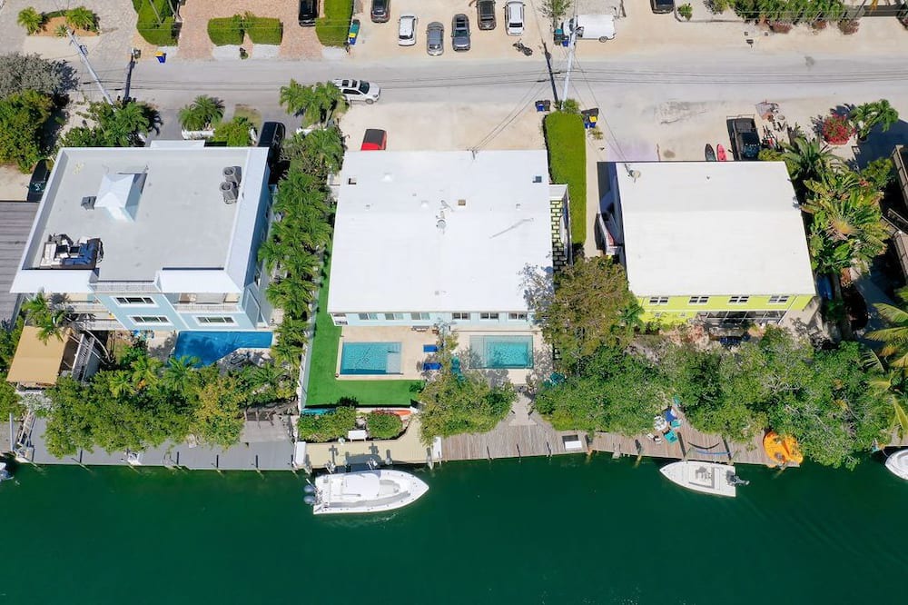 Photo of Outdoor in Venetian Shores