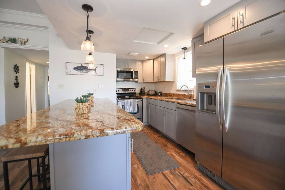 Photo of Kitchen in Venetian Shores