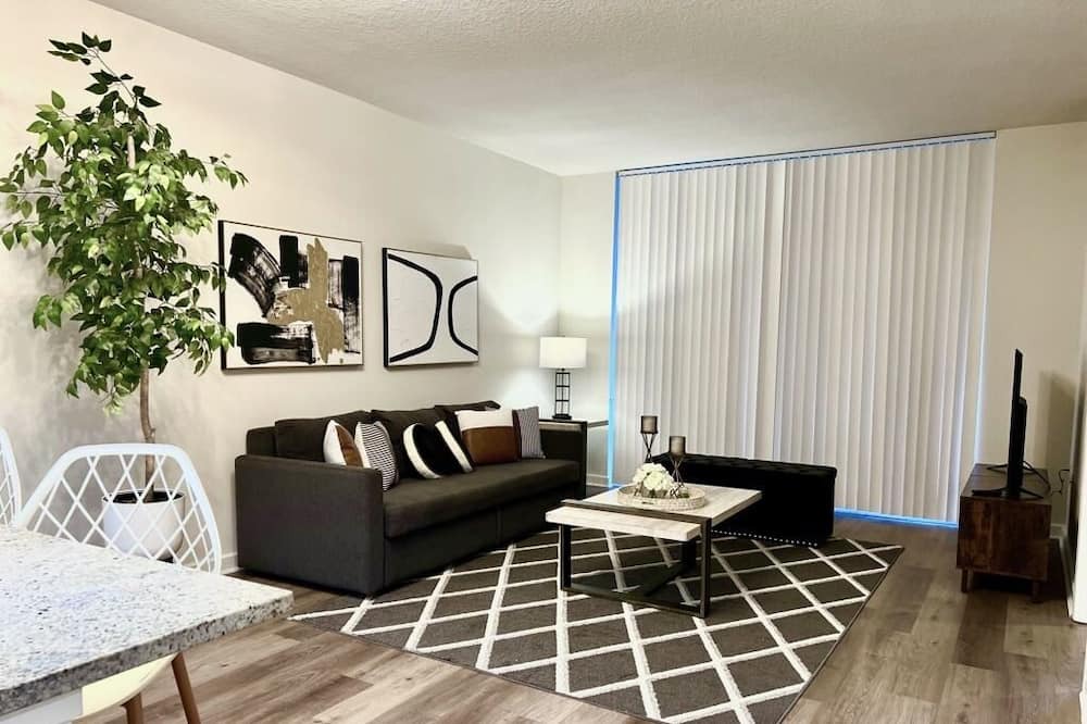 Photo of Livingroom in Channel District