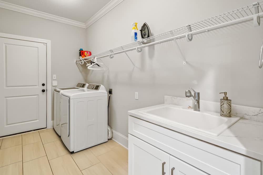 Photo of Bedroom in Crawfordville
