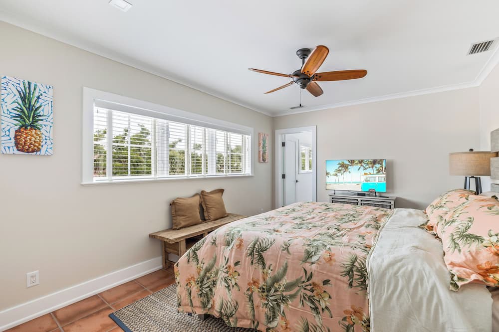 Photo of Bedroom in Boca Grande