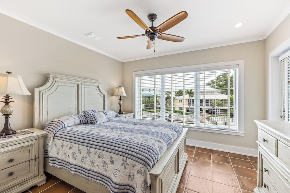 Photo of Bedroom in Boca Grande