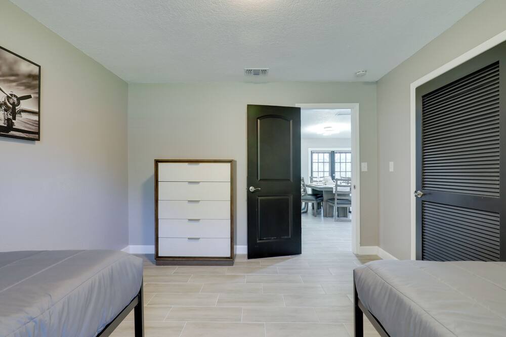Photo of Bedroom in Gibsonton