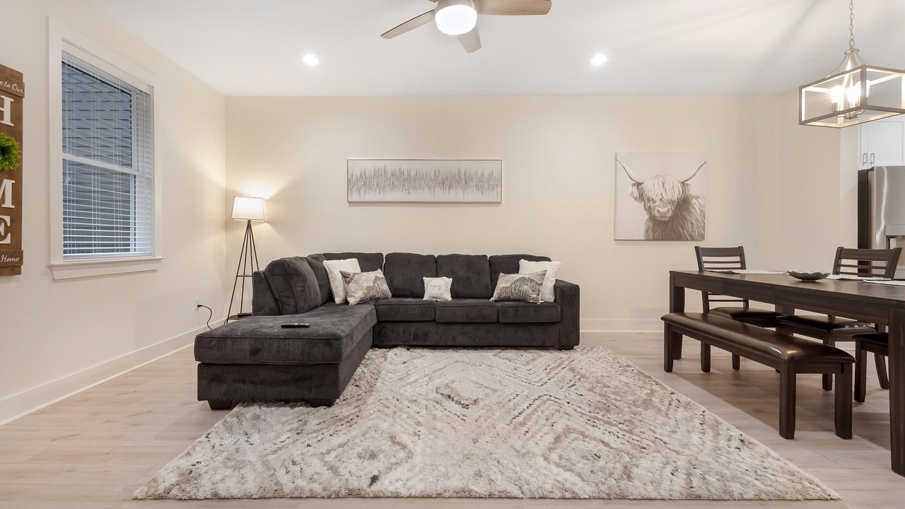 Photo of Livingroom in Tallahassee
