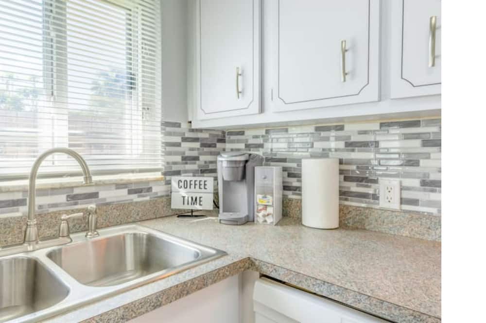 Photo of Kitchen in Melaleuca Gardens