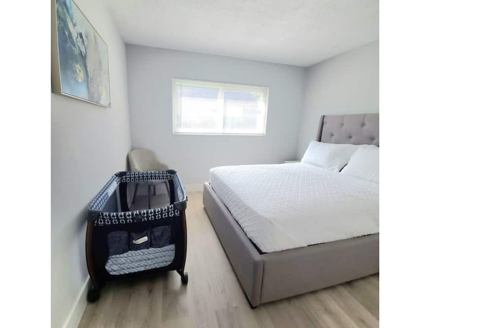 Photo of Bedroom in Melaleuca Gardens