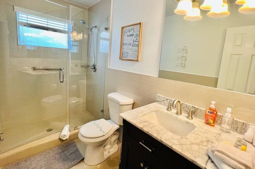 Photo of Bathroom in Margate