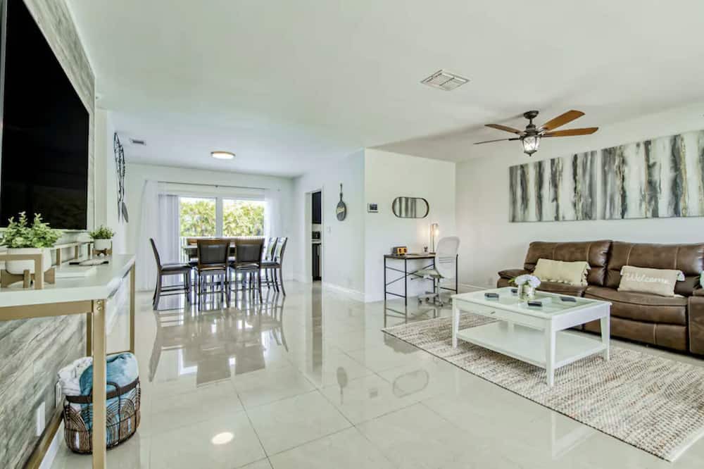 Photo of Livingroom in Margate