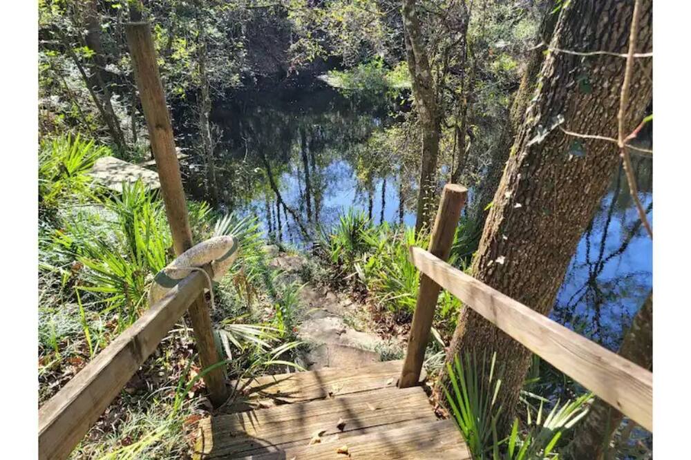 Photo of Outdoor in Crawfordville