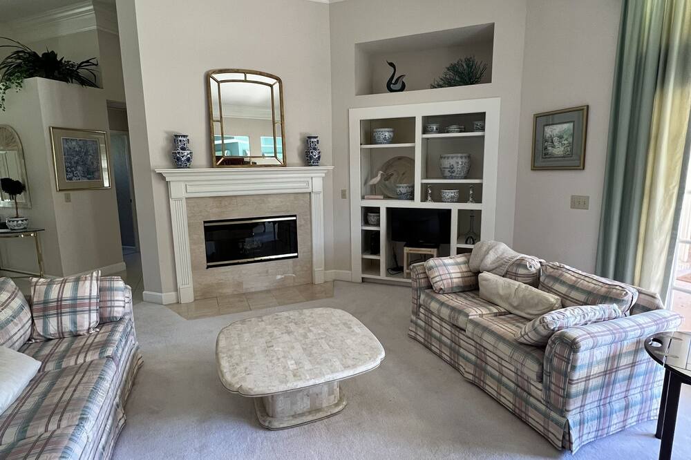 Photo of Livingroom in Green Cove Springs