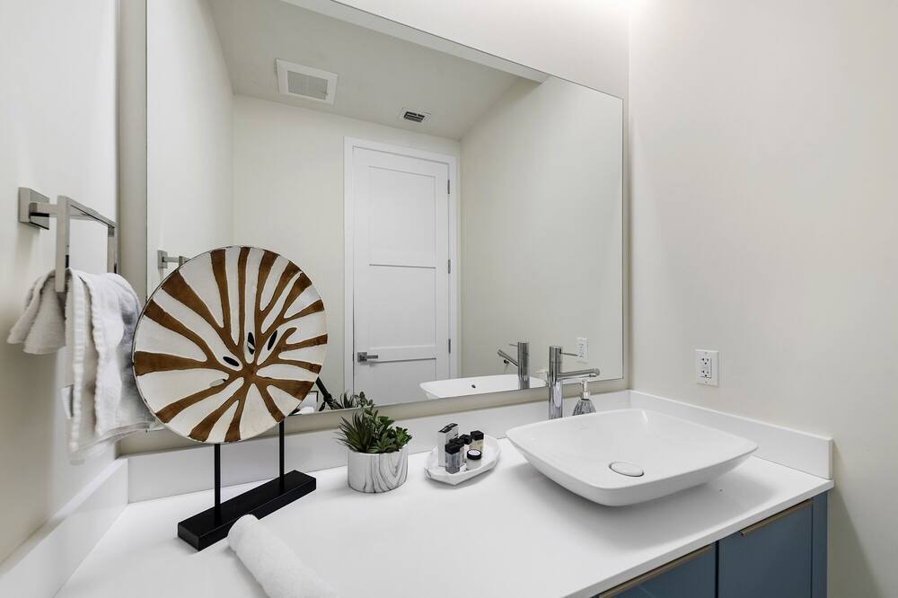 Photo of Bathroom in Southwest Ranches