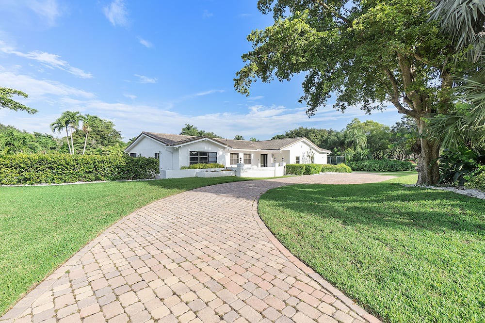 Photo of Outdoor in Coral Springs