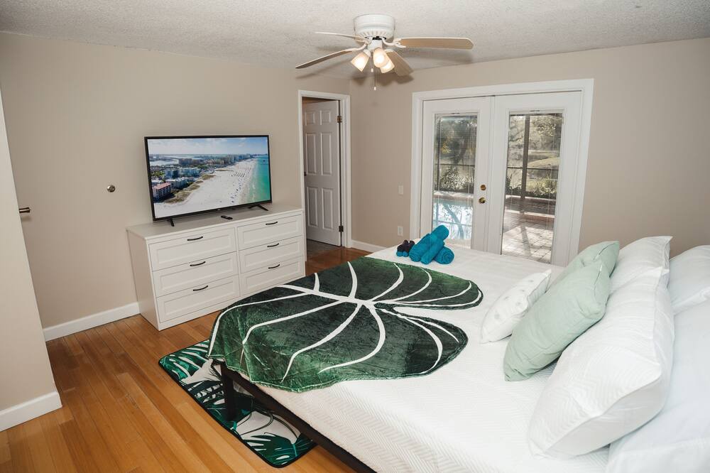 Photo of Bedroom in Ozona