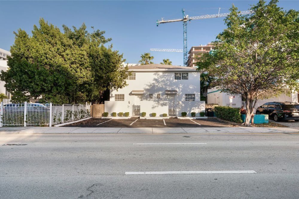 Photo of Outdoor in Surfside