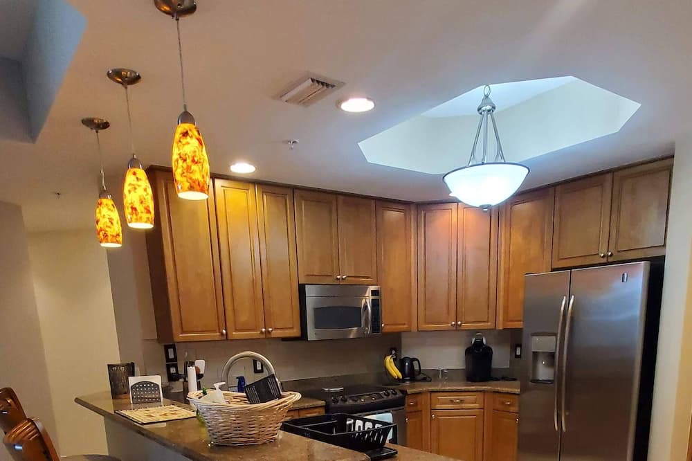 Photo of Kitchen in Cape Harbour