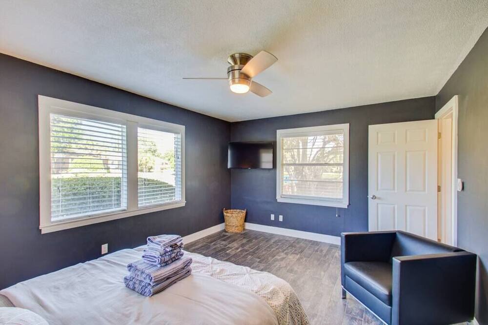 Photo of Bedroom in Brent