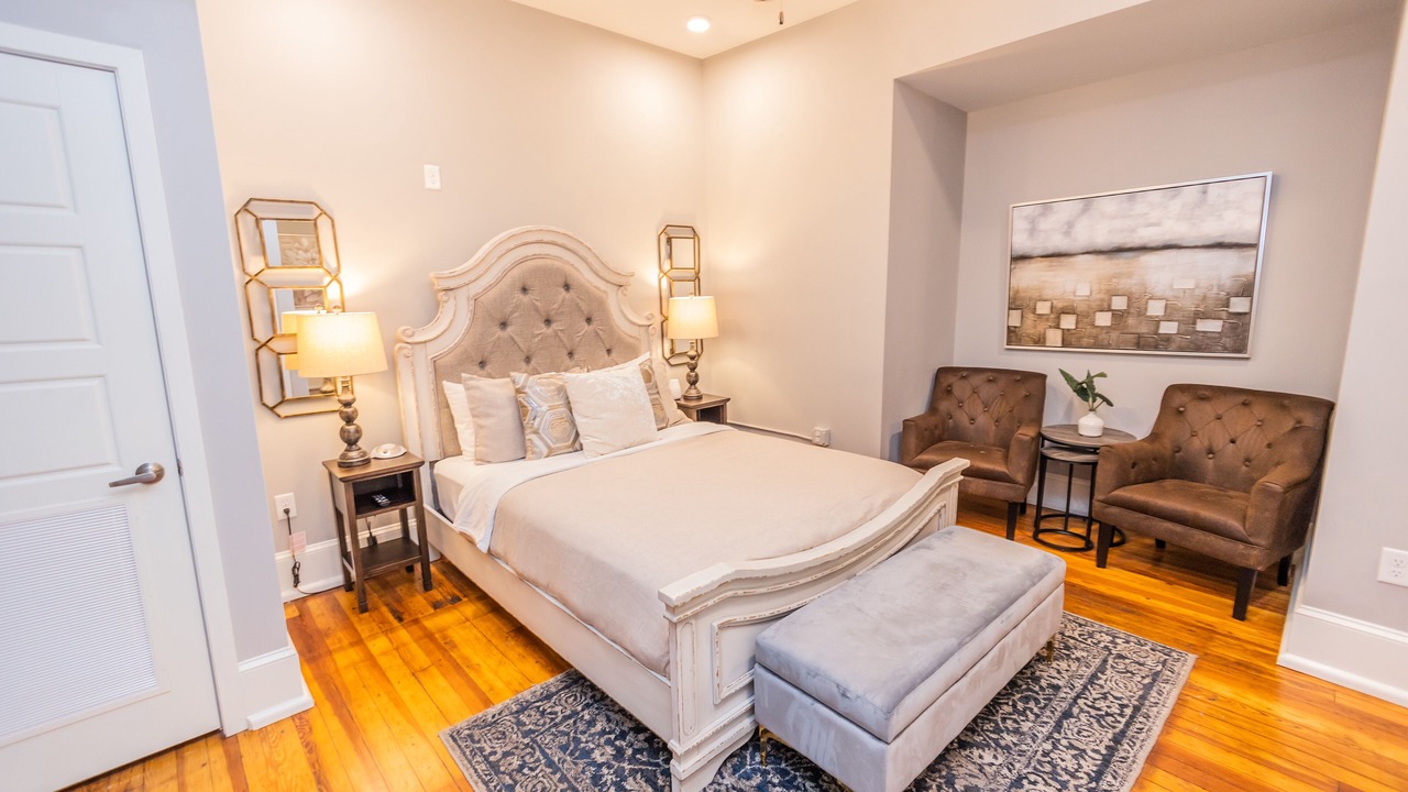 Photo of Bedroom in Lake City