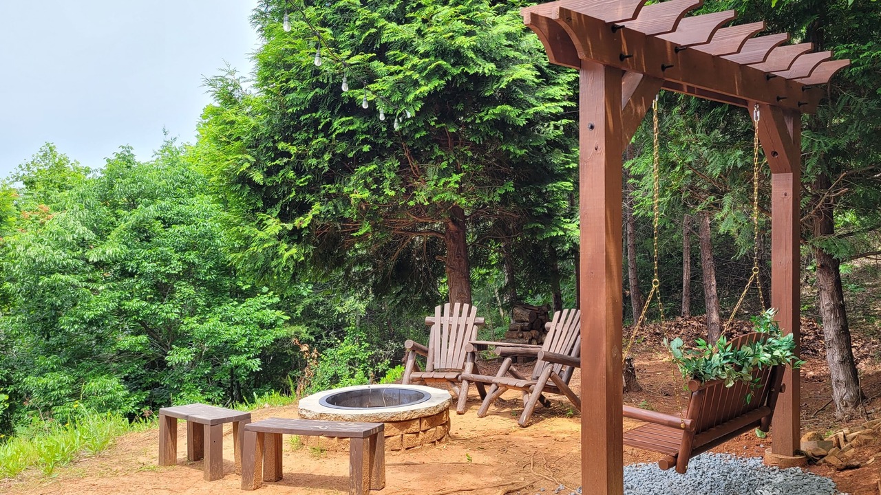 Photo of Outdoor in Bostic