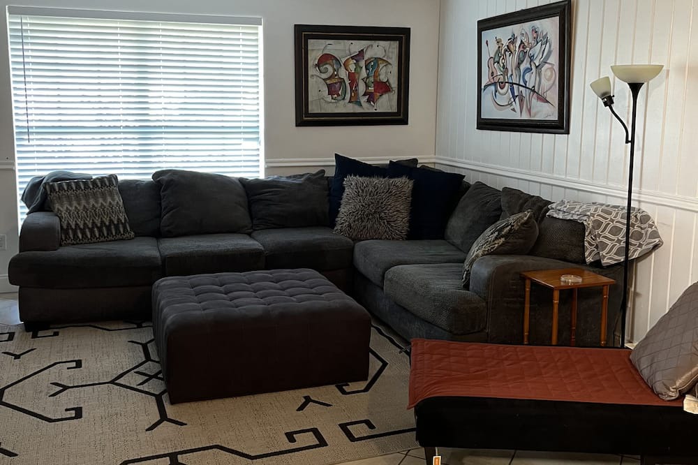 Photo of Livingroom in Boynton Beach