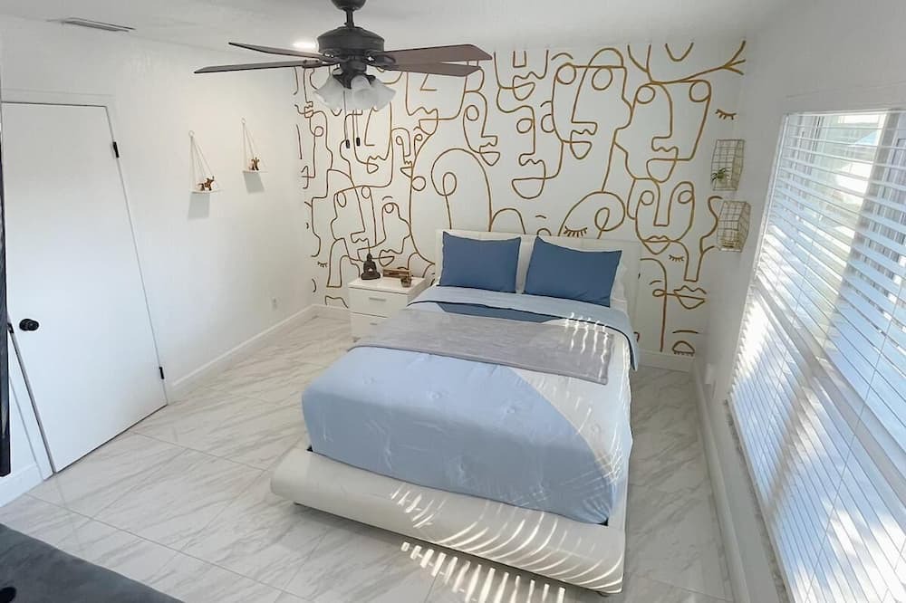 Photo of Bedroom in Citrus Park