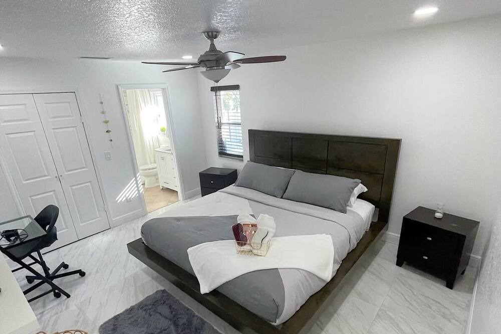 Photo of Bedroom in Citrus Park