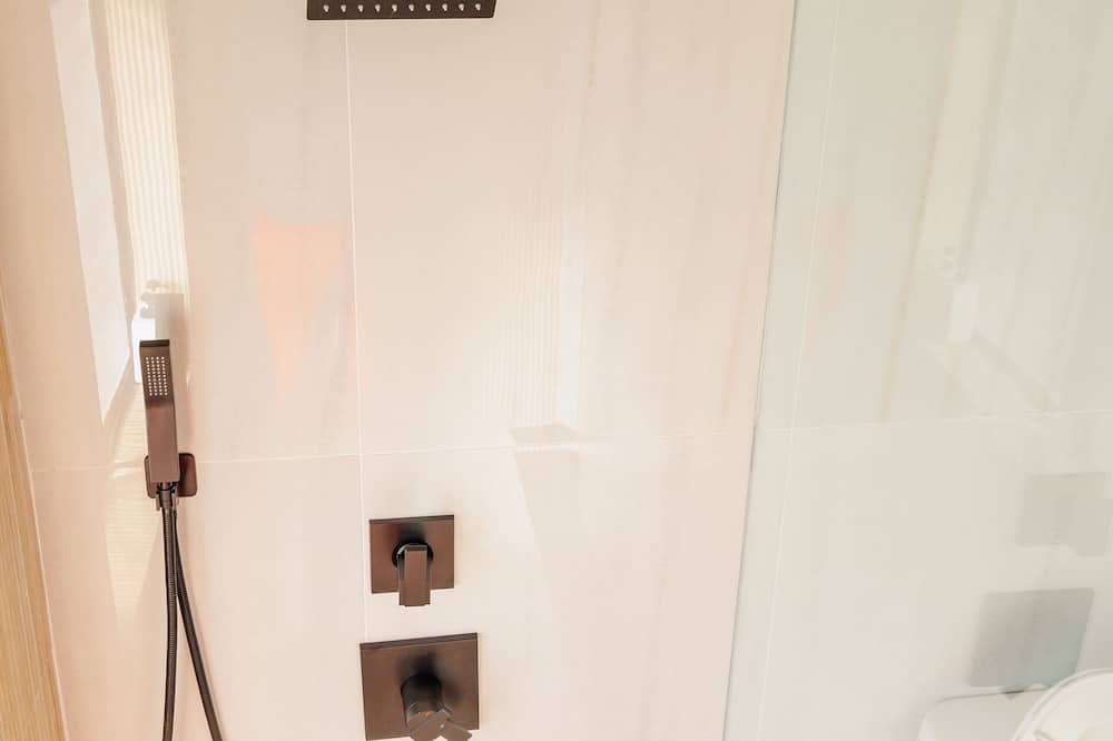 Photo of Bathroom in Lauderhill