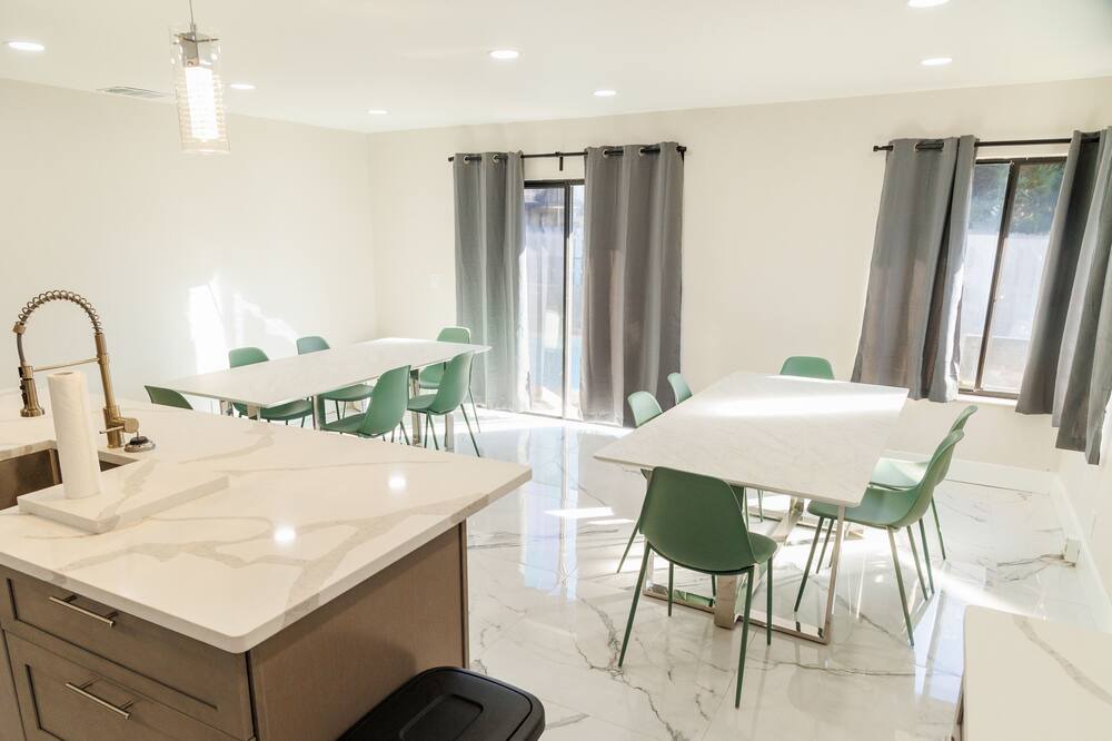Photo of Kitchen in Lauderhill