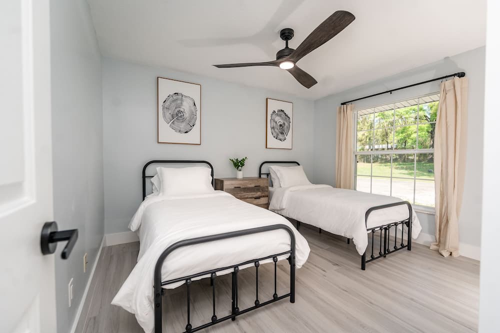 Photo of Bedroom in Williston