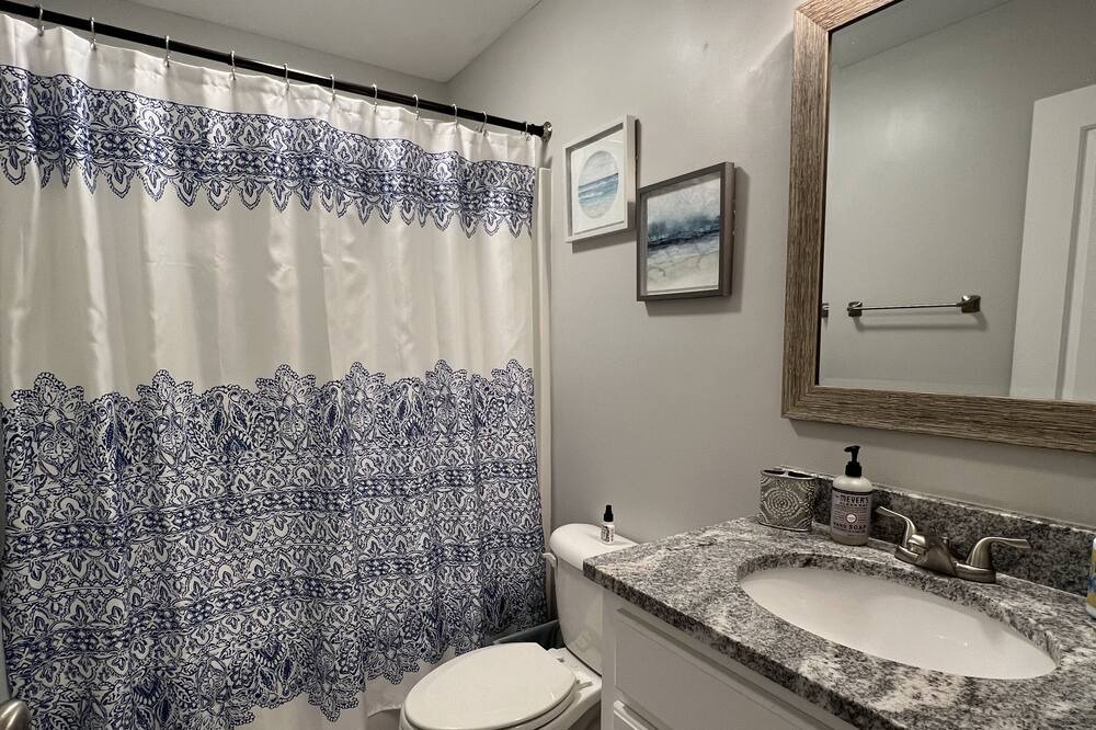 Photo of Bathroom in Sumter