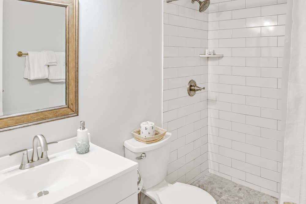 Photo of Bathroom in Atlantic Beach