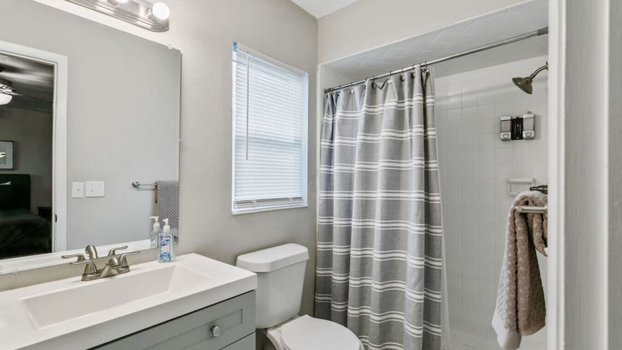 Photo of Bathroom in Isle of Palms