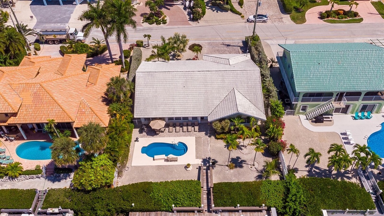 Photo of Outdoor in Coury