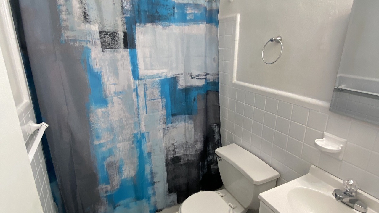 Photo of Bathroom in Crescent Lake