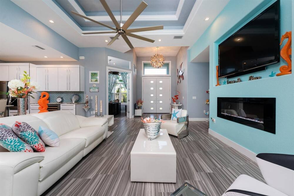 Photo of Bedroom in Gulf Cove