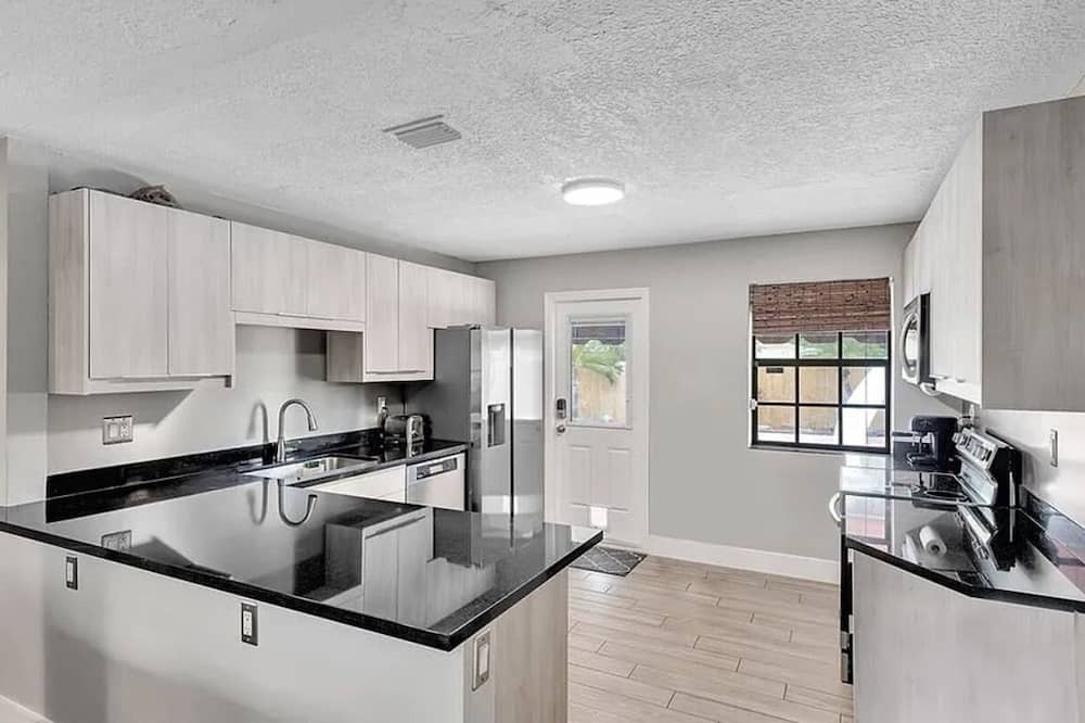 Photo of Kitchen in Sunset