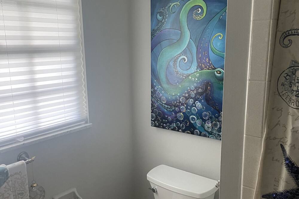 Photo of Bathroom in The Meadows