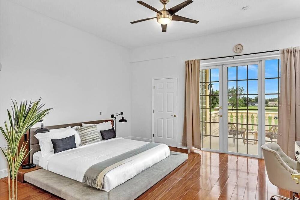Photo of Bedroom in Country Club
