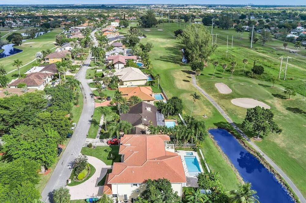 Photo of Outdoor in Country Club