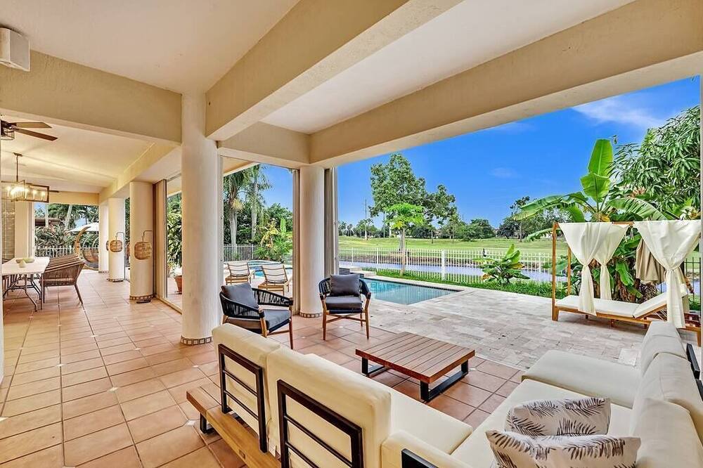 Photo of Outdoor in Country Club