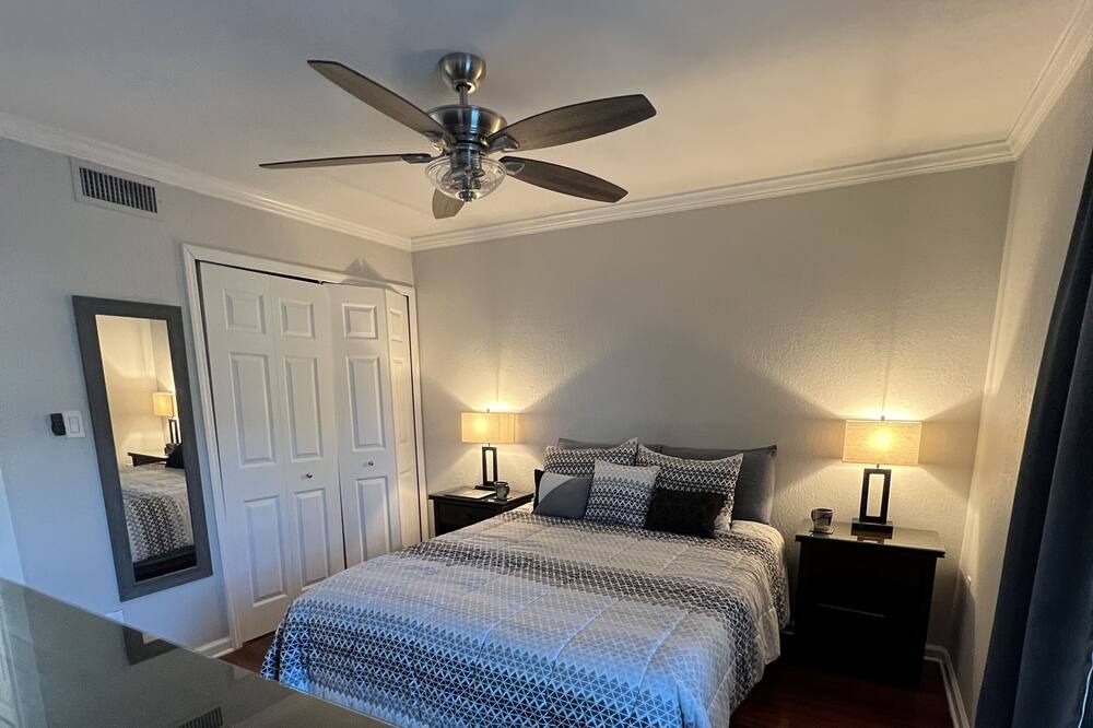 Photo of Bedroom in Coquina Key