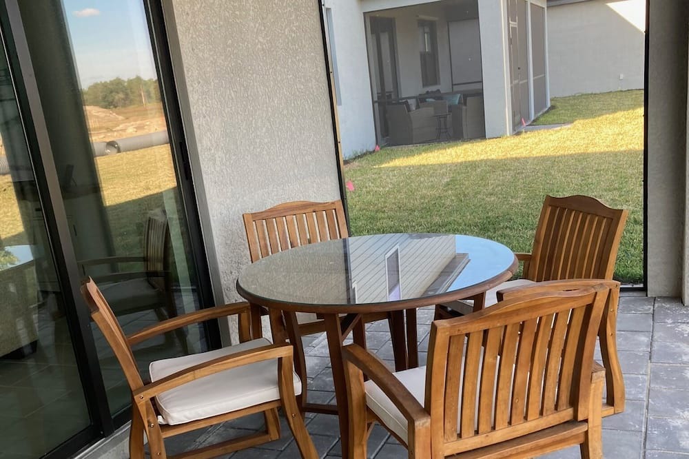 Photo of Outdoor in Gateway