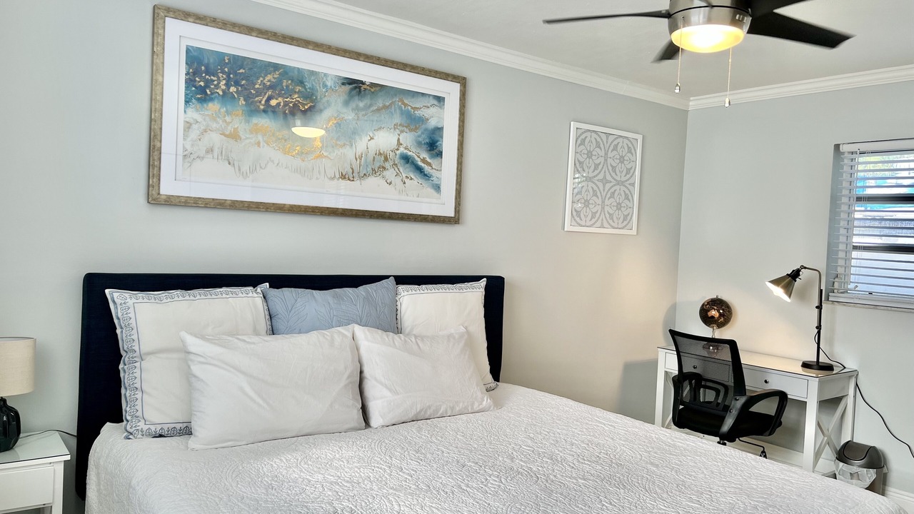 Photo of Bedroom in Cypress Point
