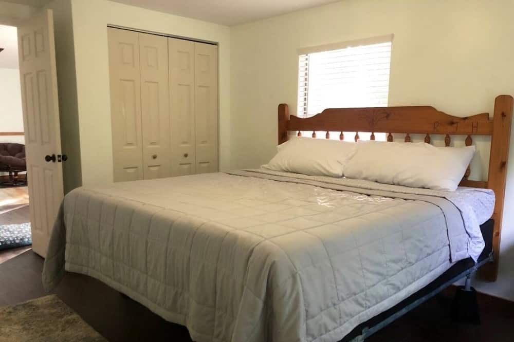 Photo of Bedroom in Chiefland